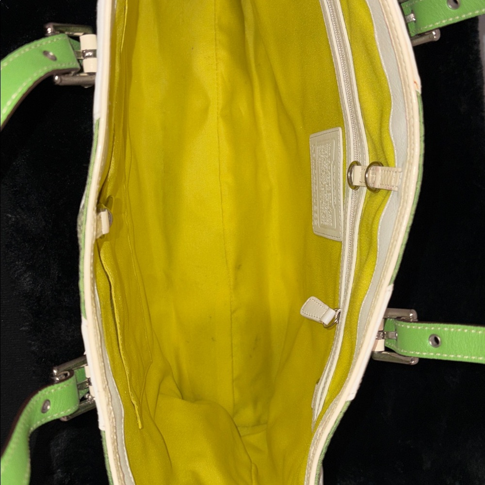 Coach Vintage Large Gallery Zebra Tote - Picture 10 of 13